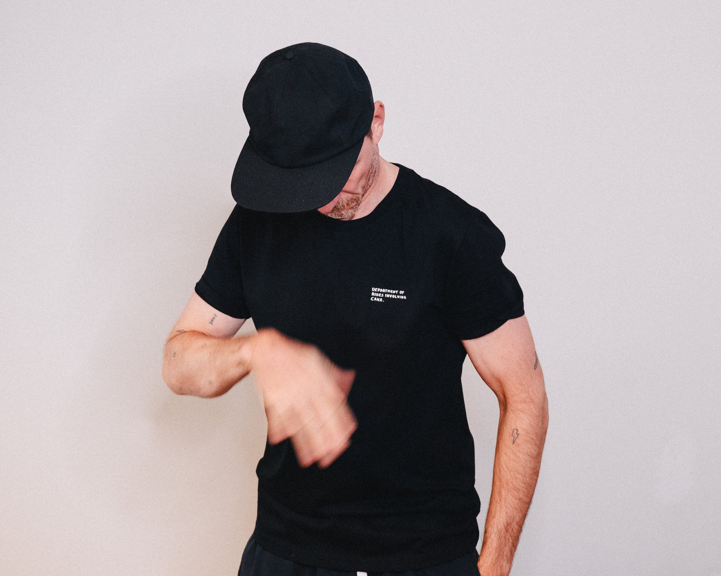 "I ride for cake" Unisex T-Shirt, Black Sesame